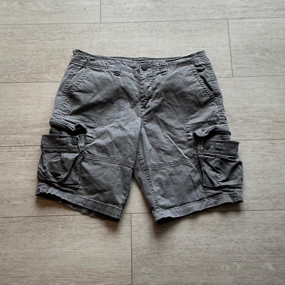 Aeropostale Gray Cargo Shorts for Men